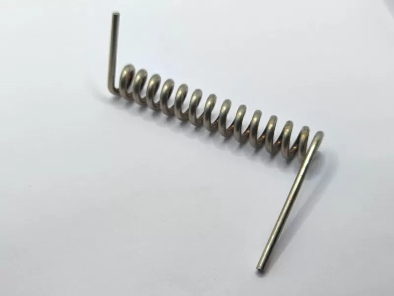 Single torsion spring with gap
