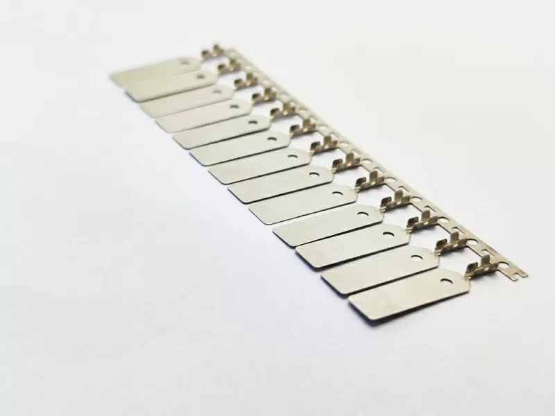 精密冲压金属连接器端子